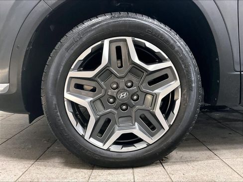 Used 2023 Hyundai Santa Fe Limited w/ Cargo Package image 7