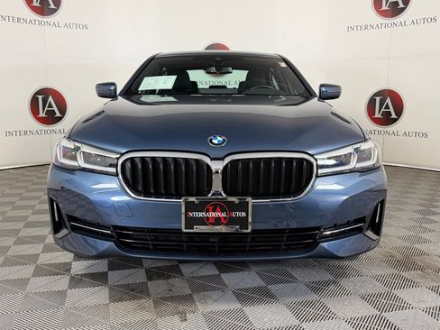 Certified 2023 BMW 530i xDrive w/ Premium Package image 2