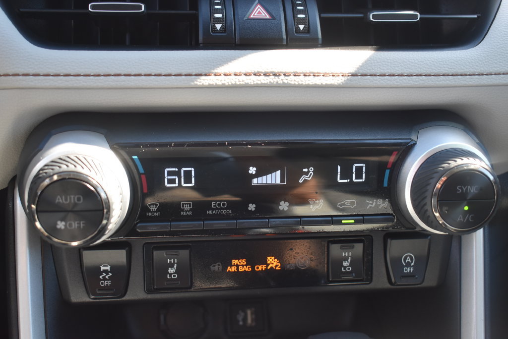 Used 2025 Toyota RAV4 XLE Premium w/ Weather Package FWD image 34