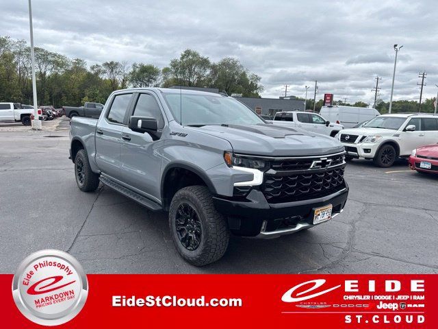 Used 2024 Chevrolet Silverado 1500 ZR2 w/ Technology Package AWD/4WD image 1