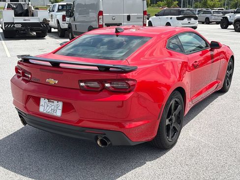 Used 2022 Chevrolet Camaro LT RWD image 7