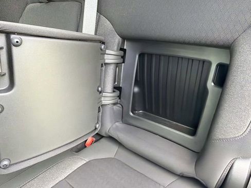 Used 2021 Chevrolet Silverado 1500 RST image 24