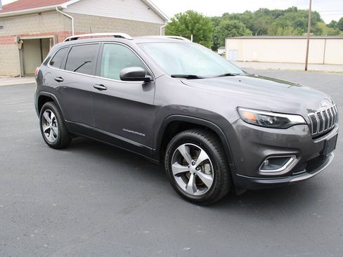 Used 2021 Jeep Cherokee Limited AWD/4WD image 8