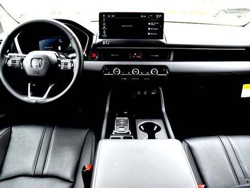 New 2026 Honda Pilot Touring image 16