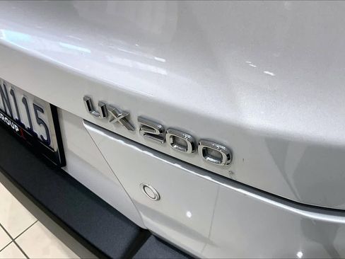 Used 2022 Lexus UX 200 w/ Accessory Package (Z1) FWD image 29