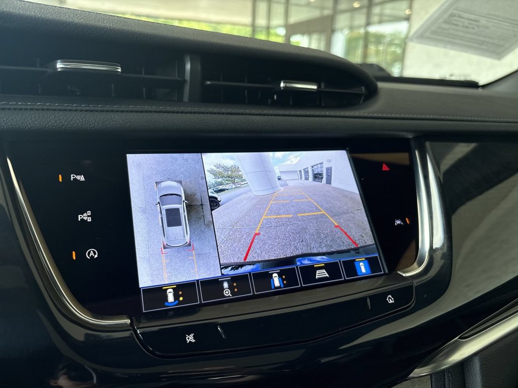 Certified 2023 Cadillac XT6 Premium Luxury w/ Technology Package FWD image 15