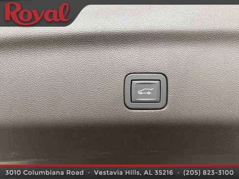 Used 2025 Chevrolet Tahoe Z71 w/ Z71 Off-Road Package image 6