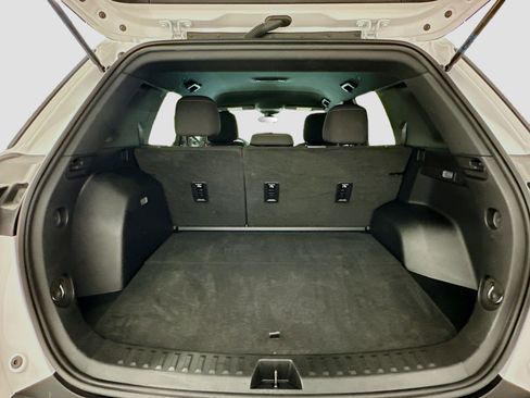 Used 2025 Chevrolet Equinox LT image 30