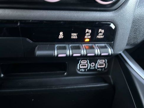 Used 2022 RAM 1500 Big Horn image 30