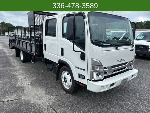 New 2026 Isuzu NPR image 7