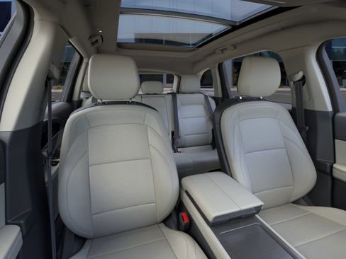 New 2026 Lincoln Nautilus Premier w/ Equipment Group 102A AWD/4WD image 10