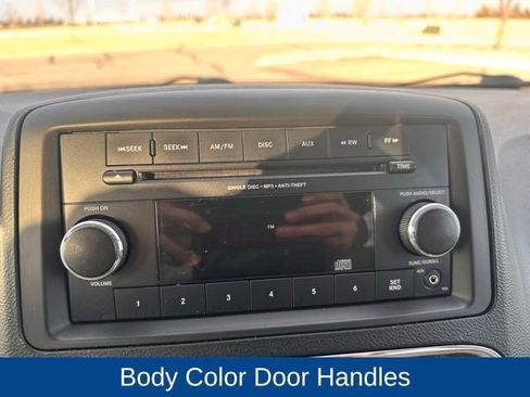 Used 2013 Dodge Grand Caravan SE FWD image 23