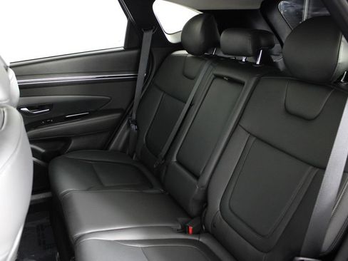 Certified 2023 Hyundai Tucson Limited FWD image 22