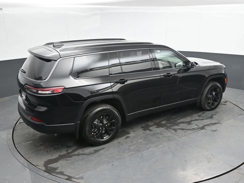 New 2026 Jeep Grand Cherokee L 4WD image 35