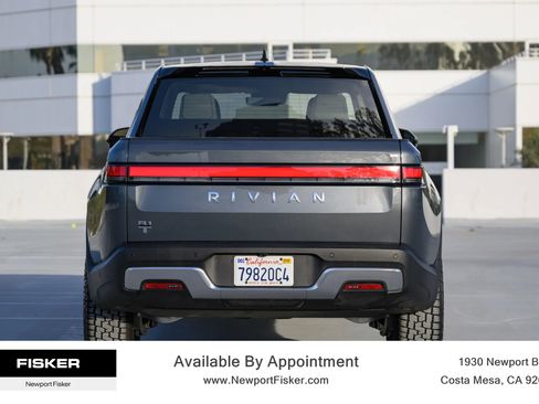 Used 2025 Rivian R1T Adventure image 6