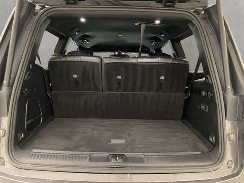 Used 2022 Jeep Wagoneer Series III AWD/4WD image 22