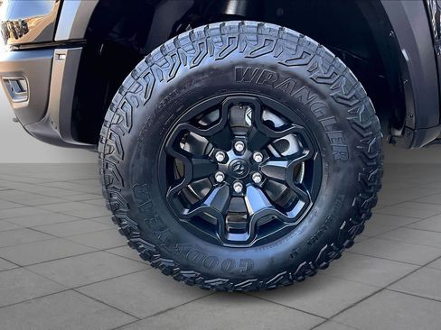 Used 2025 RAM 1500 RHO image 10