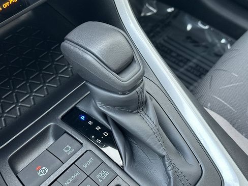 New 2025 Toyota RAV4 XLE w/ Convenience Package image 19