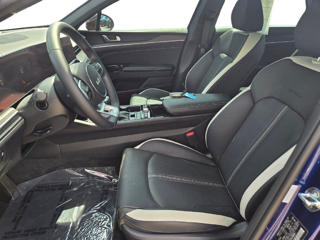 Certified 2025 Kia K5 GT-Line FWD image 17