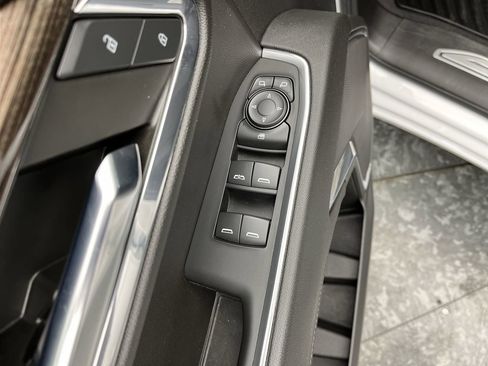 Certified 2024 Chevrolet Silverado 1500 LT image 9