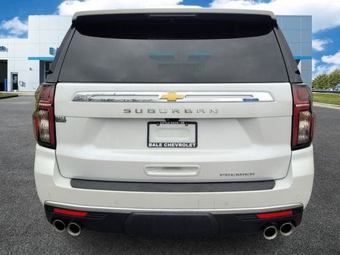 Used 2023 Chevrolet Suburban Premier w/ Premium Package 2 image 4