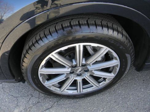 Used 2017 Audi Q7 3.0T Prestige AWD/4WD image 27