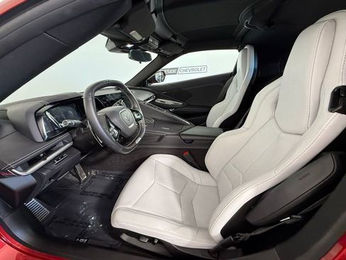 Used 2023 Chevrolet Corvette Z06 RWD image 18