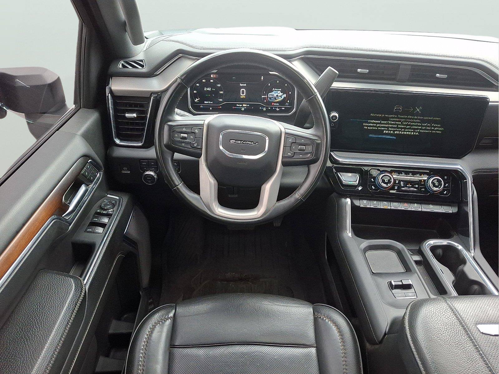 Used 2024 GMC Sierra 3500 Denali w/ Denali Reserve Package AWD/4WD image 10