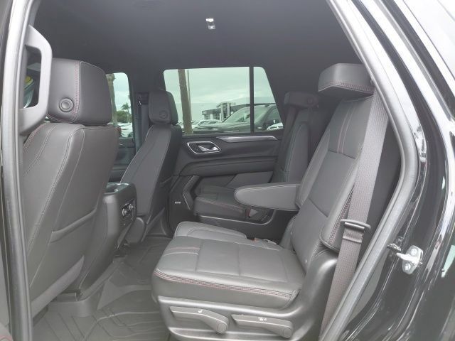 Used 2024 Chevrolet Tahoe RST w/ RST Performance Edition AWD/4WD image 17
