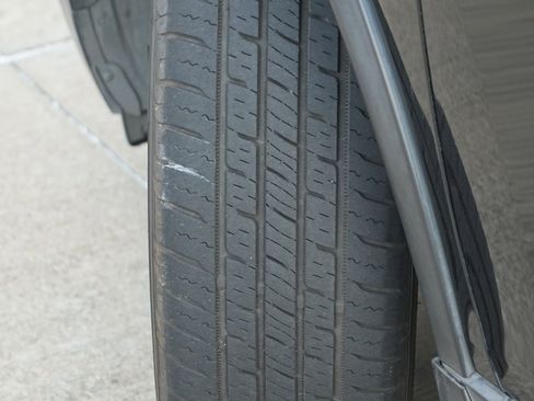 Used 2019 Nissan Rogue SL image 29