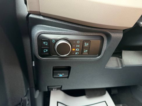 Used 2023 Ford Bronco Wildtrak AWD/4WD image 26