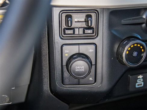 Used 2024 Ford F350 XL w/ FX4 Off-Road Package image 29