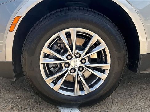 Used 2023 Cadillac XT5 Premium Luxury FWD image 8