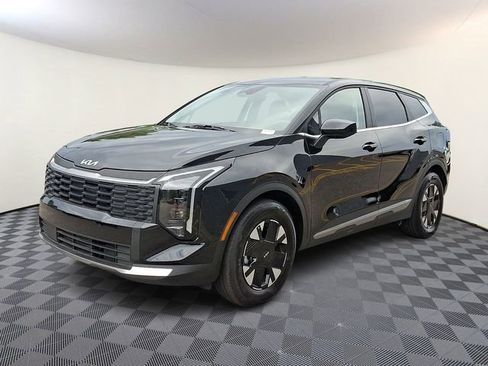 Certified 2026 Kia Sportage LX FWD image 3