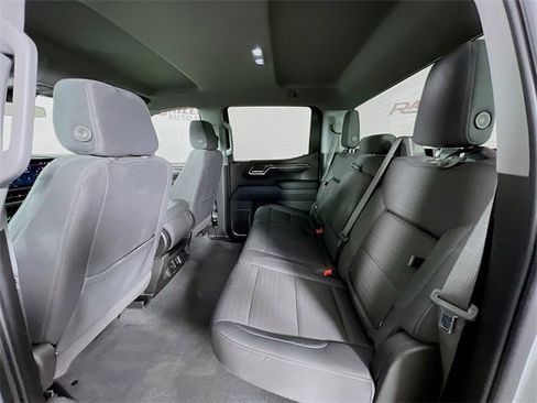 Used 2024 GMC Sierra 1500 Elevation image 23