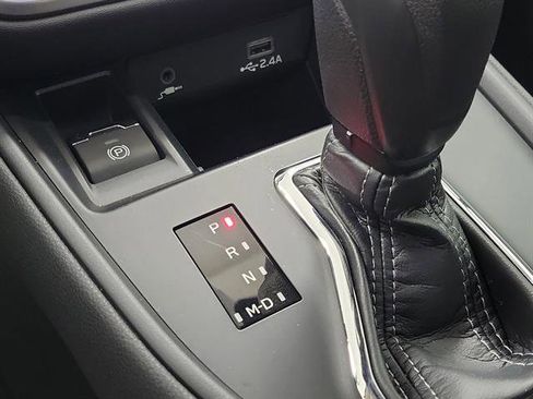 Used 2024 Subaru Legacy Base image 27