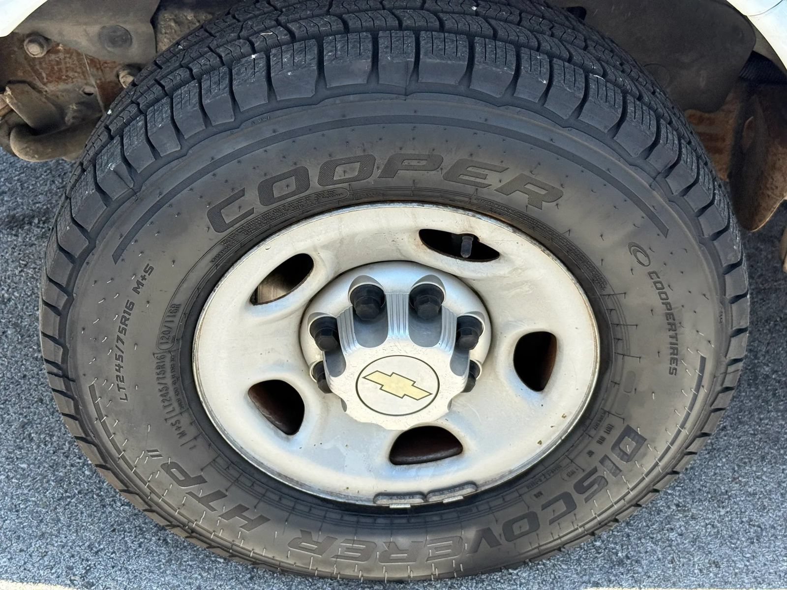 Used 2013 Chevrolet Express 2500 RWD image 9