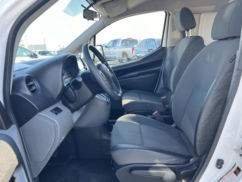 Used 2019 Nissan NV200 S w/ Cruise Control Package image 18