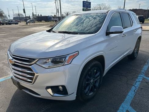 Used 2018 Chevrolet Traverse High Country image 1