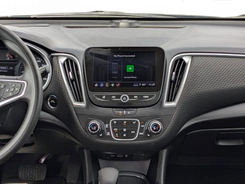 Used 2024 Chevrolet Malibu LT image 16