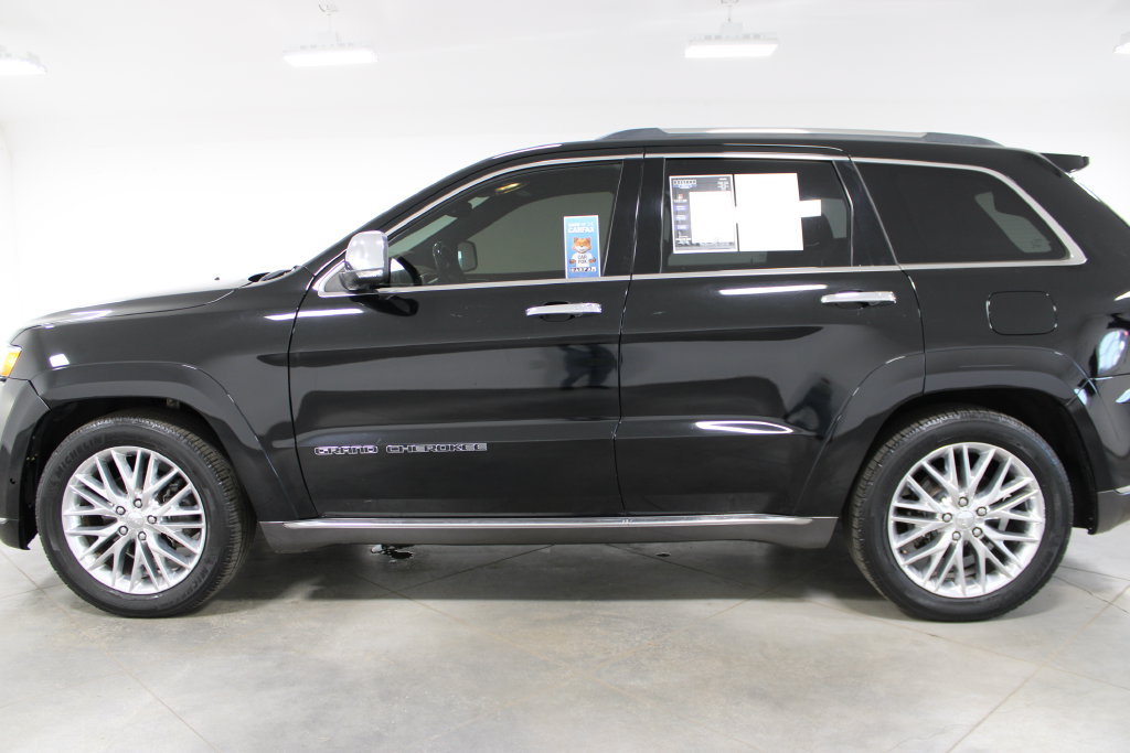 Used 2017 Jeep Grand Cherokee Summit AWD/4WD image 6