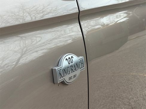 Used 2020 Ford Expedition King Ranch image 5