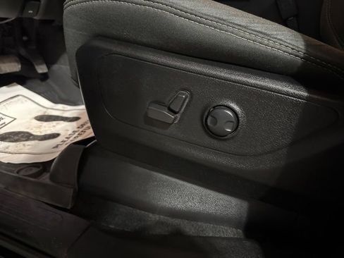Used 2023 RAM 1500 Big Horn AWD/4WD image 11