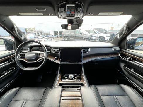 Used 2024 Jeep Grand Wagoneer L 4WD image 9