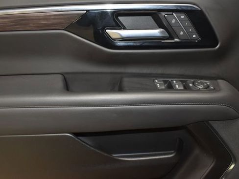 Used 2025 Chevrolet Tahoe Z71 image 27