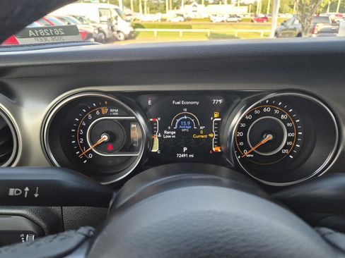 Used 2023 Jeep Gladiator Sport AWD/4WD image 20