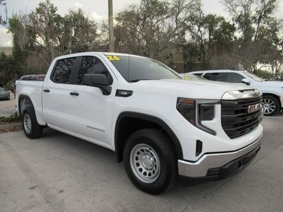 Used 2026 GMC Sierra 1500 Pro w/ Pro Value Package