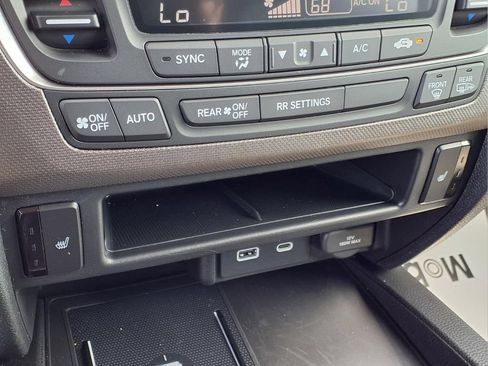 Used 2025 Honda Ridgeline RTL image 13