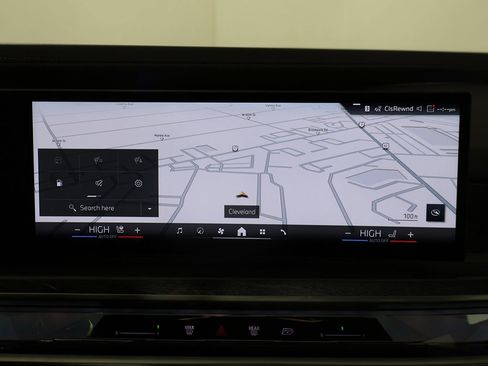 Used 2025 BMW 740i xDrive image 51