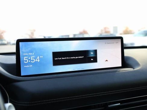 Used 2023 Genesis GV80 3.5T w/ Advanced Package image 22